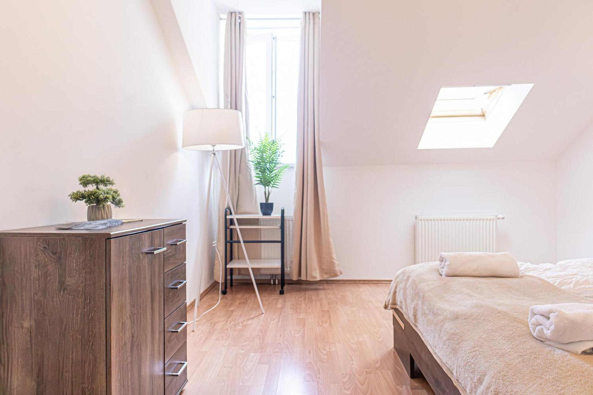 Spacious 2Br Apt Great Location - Near Schoenbrunn Wien Exteriör bild