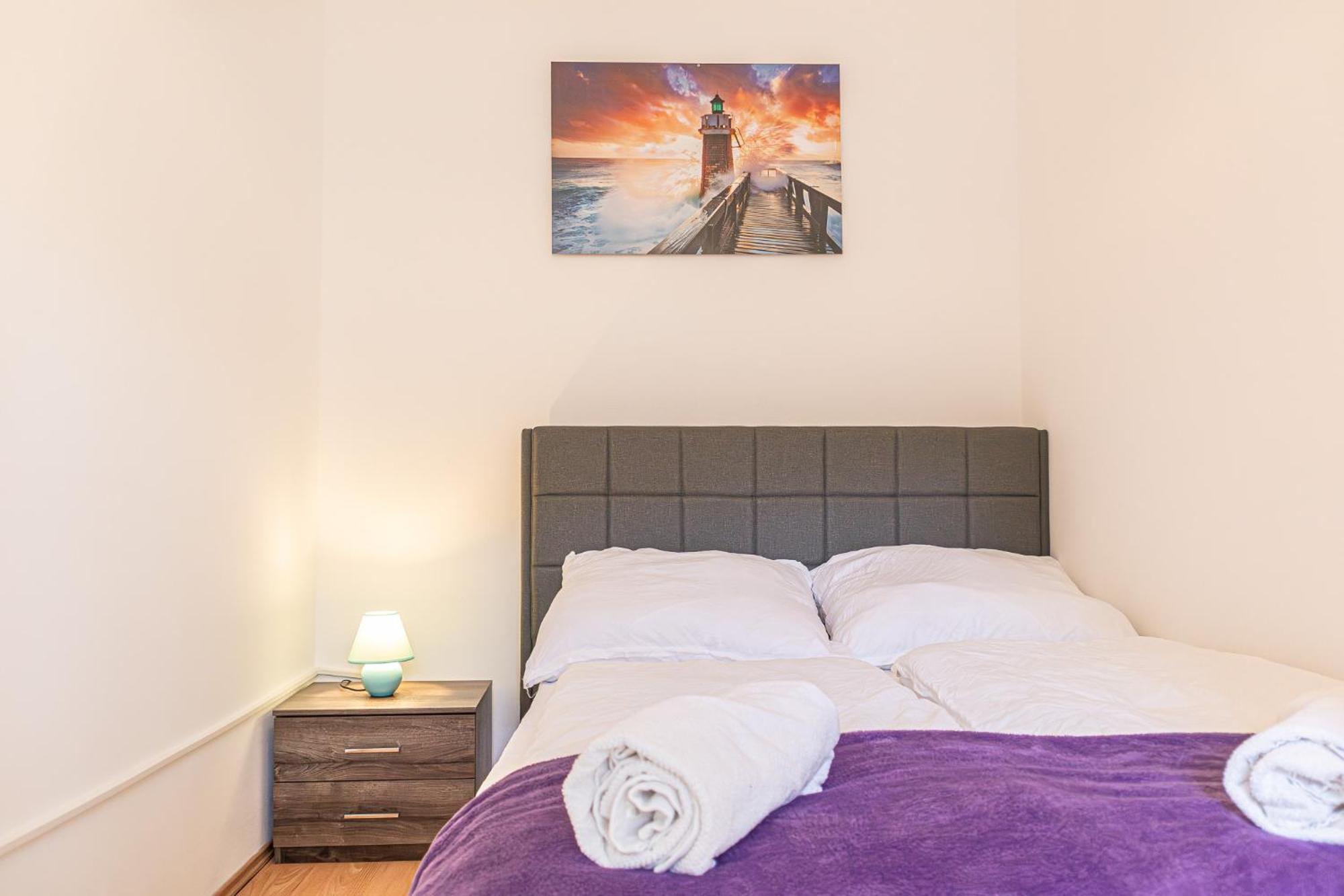 Spacious 2Br Apt Great Location - Near Schoenbrunn Wien Exteriör bild