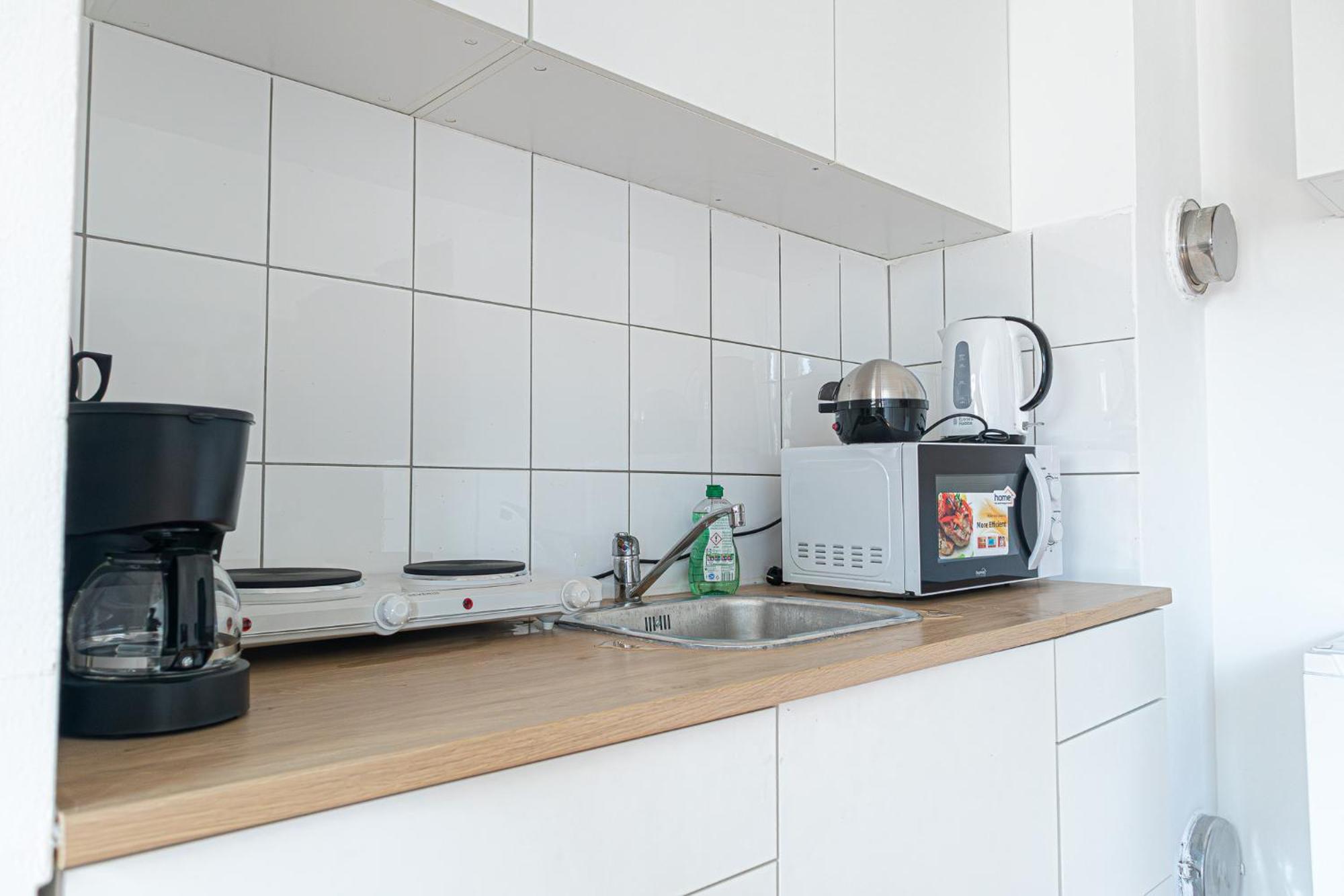 Spacious 2Br Apt Great Location - Near Schoenbrunn Wien Exteriör bild